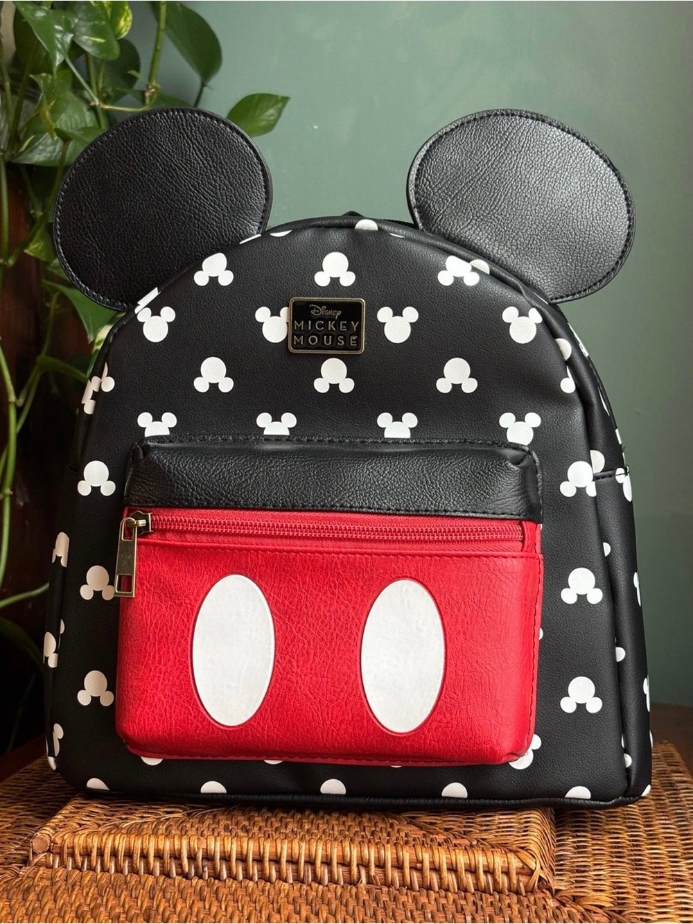 New Bioworld Disney Mickey Mouse Mini Backpack – Classic Shorts Design